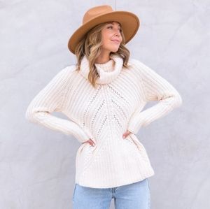 Lovestitch Apres Ski Chunky Turtleneck Sweater